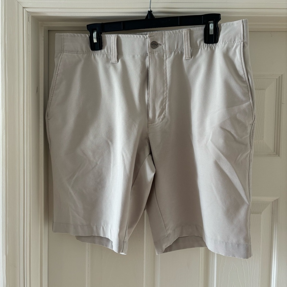 Callaway Men's Light Tan Flat Front Shorts